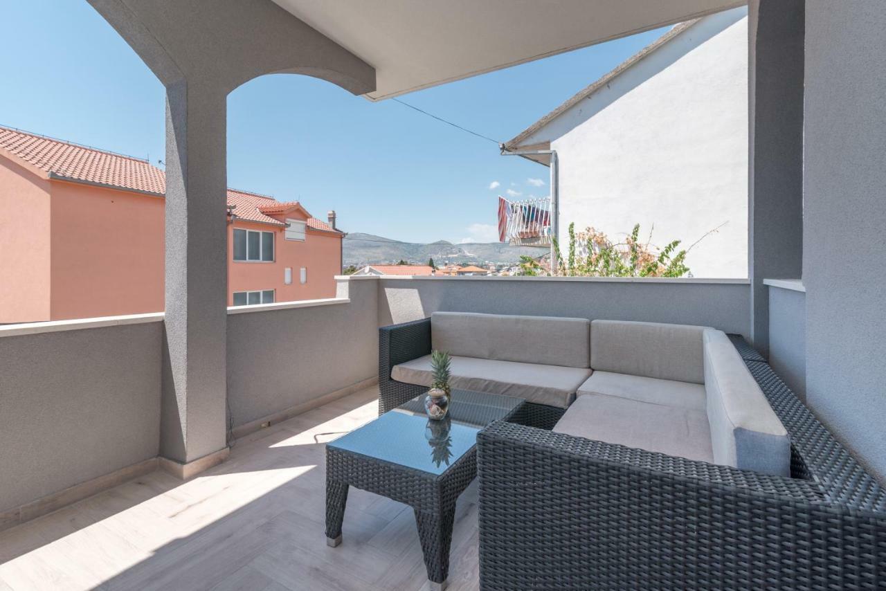 Apartment Bella Vita Trogir Bagian luar foto